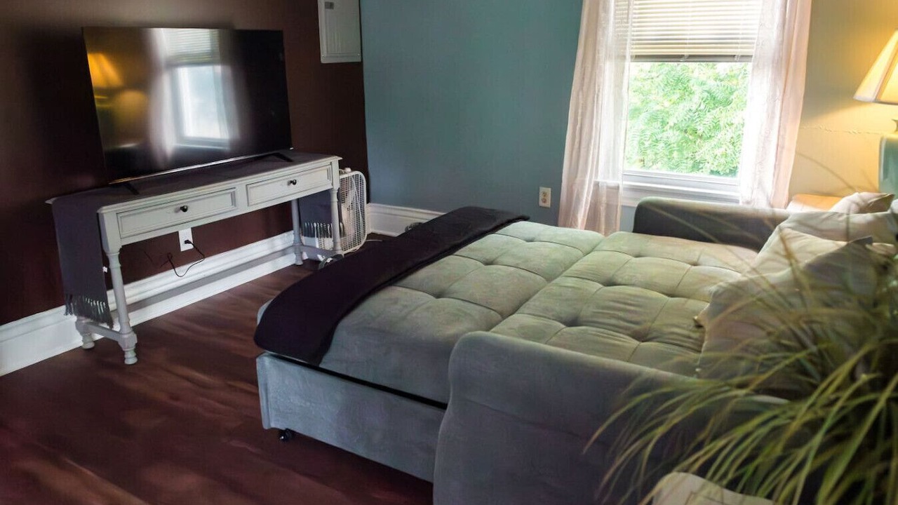 Photo of Bedroom in Massillon