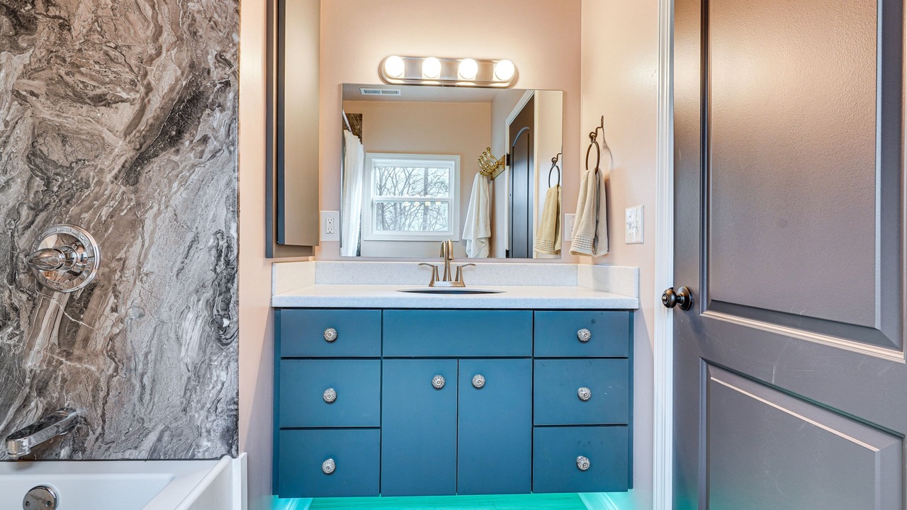 Photo of Bathroom in Zanesville