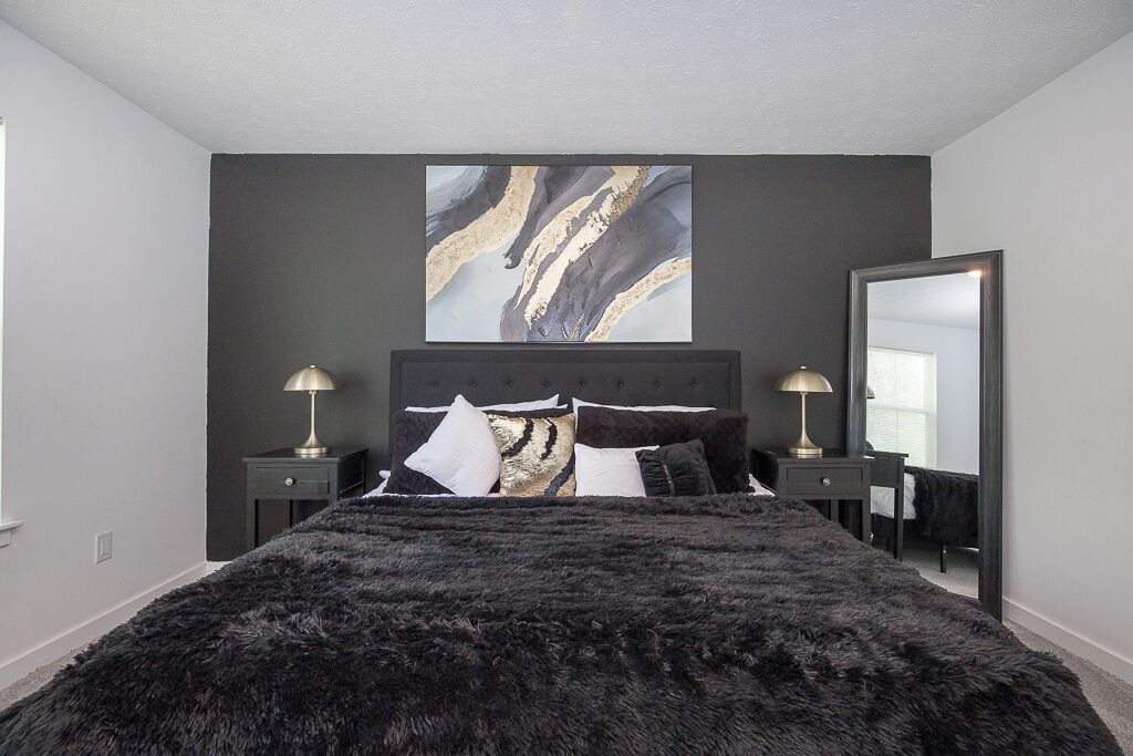 Photo of Bedroom in West Akron