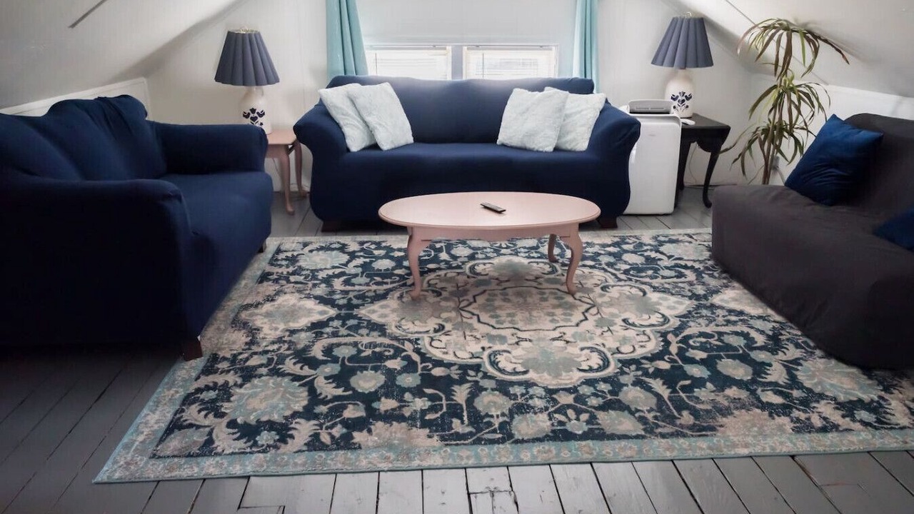 Photo of Livingroom in Massillon