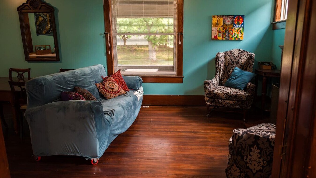 Photo of Livingroom in Massillon