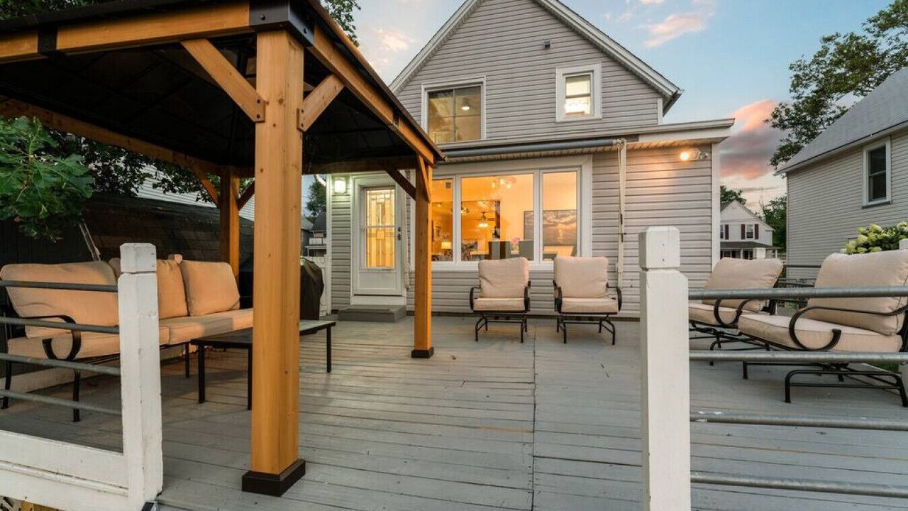 Photo of Patio Balcony in Lorain