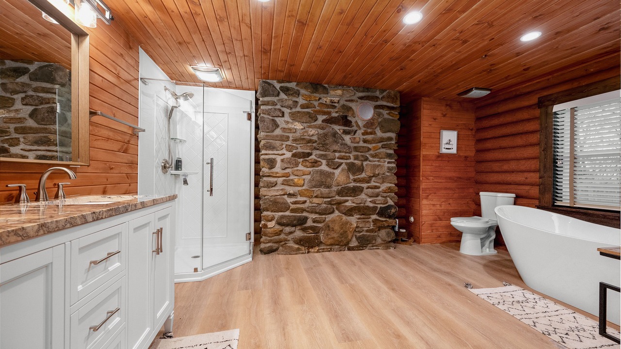 Photo of Bathroom in Nashport
