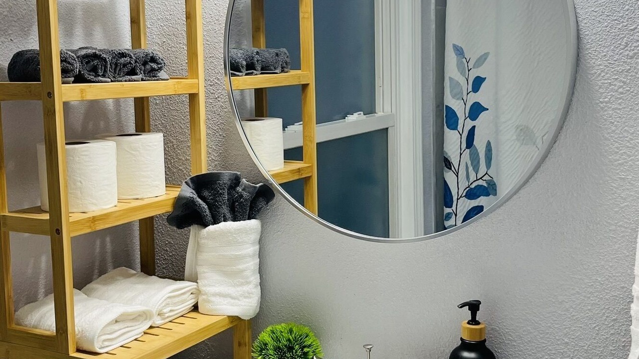 Photo of Bathroom in Maple Heights