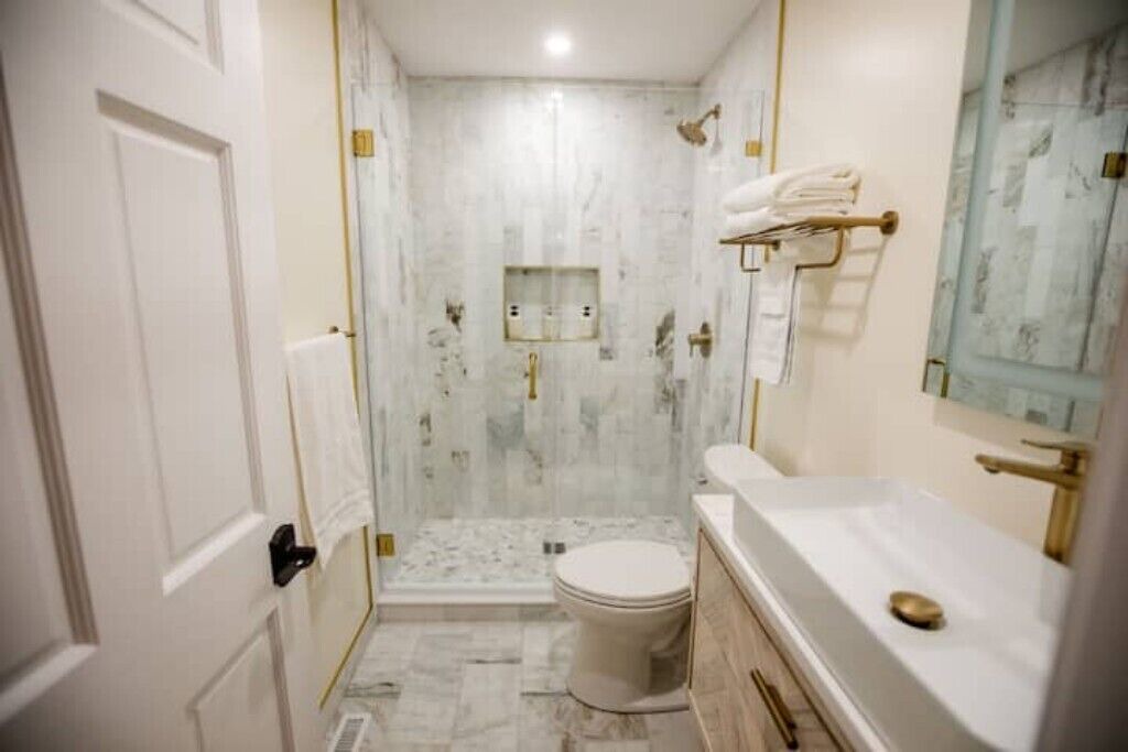 Photo of Bathroom in Downtown Columbus