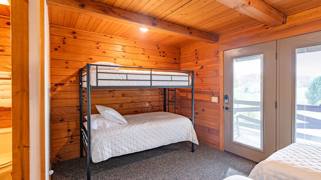 Photo of Bedroom in Millersburg