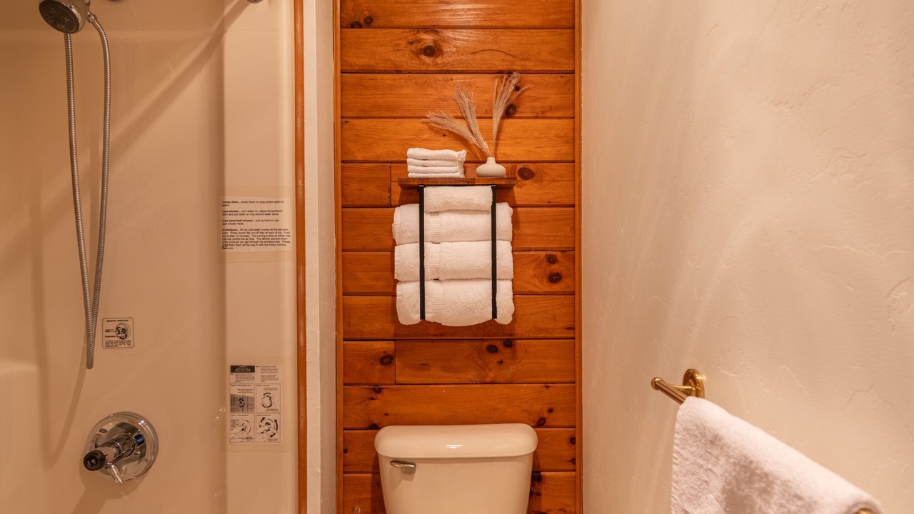 Photo of Bathroom in Millersburg