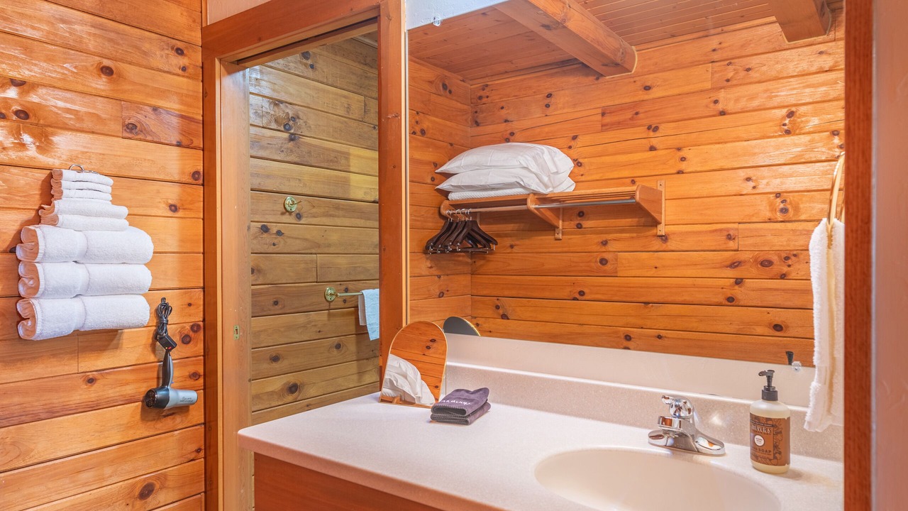 Photo of Bathroom in Millersburg