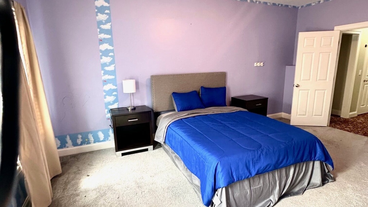Photo of Bedroom in Hudson