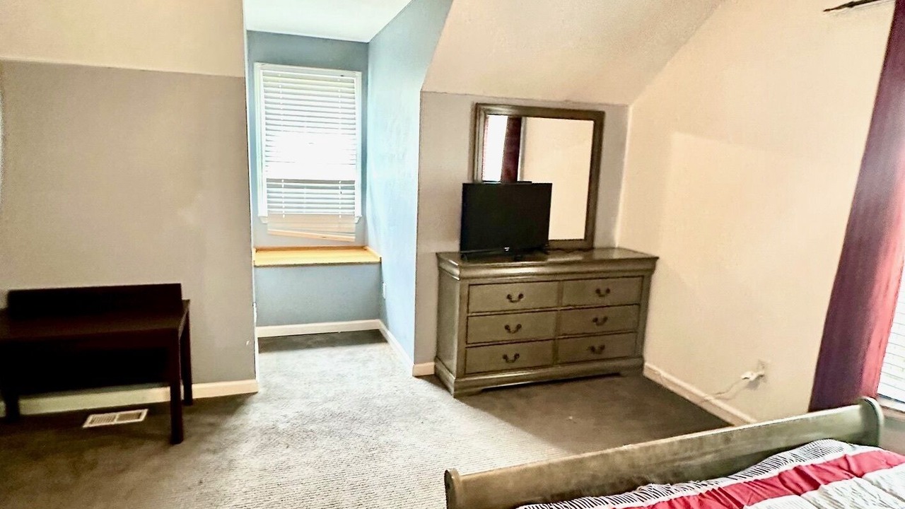 Photo of Bedroom in Hudson