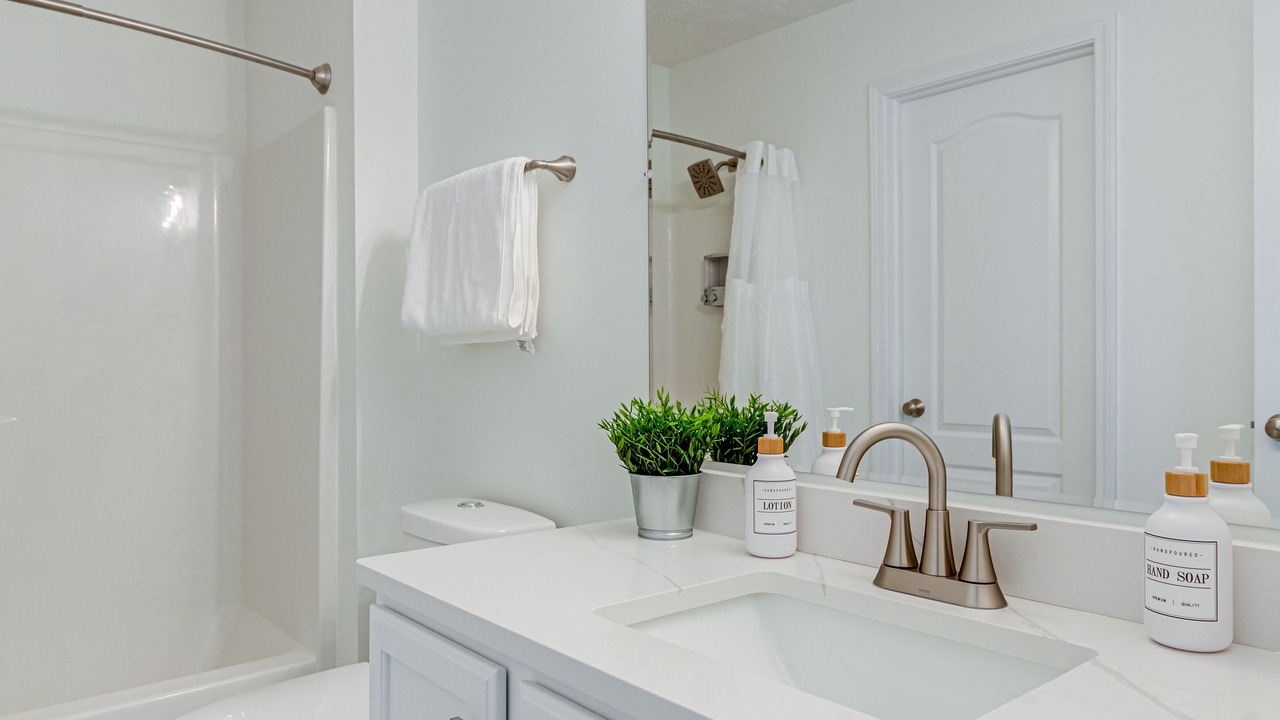Photo of Bathroom in Cuyahoga Falls