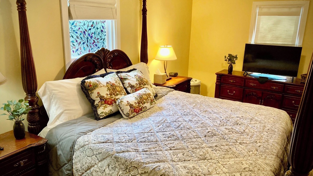 Photo of Bedroom in Wooster