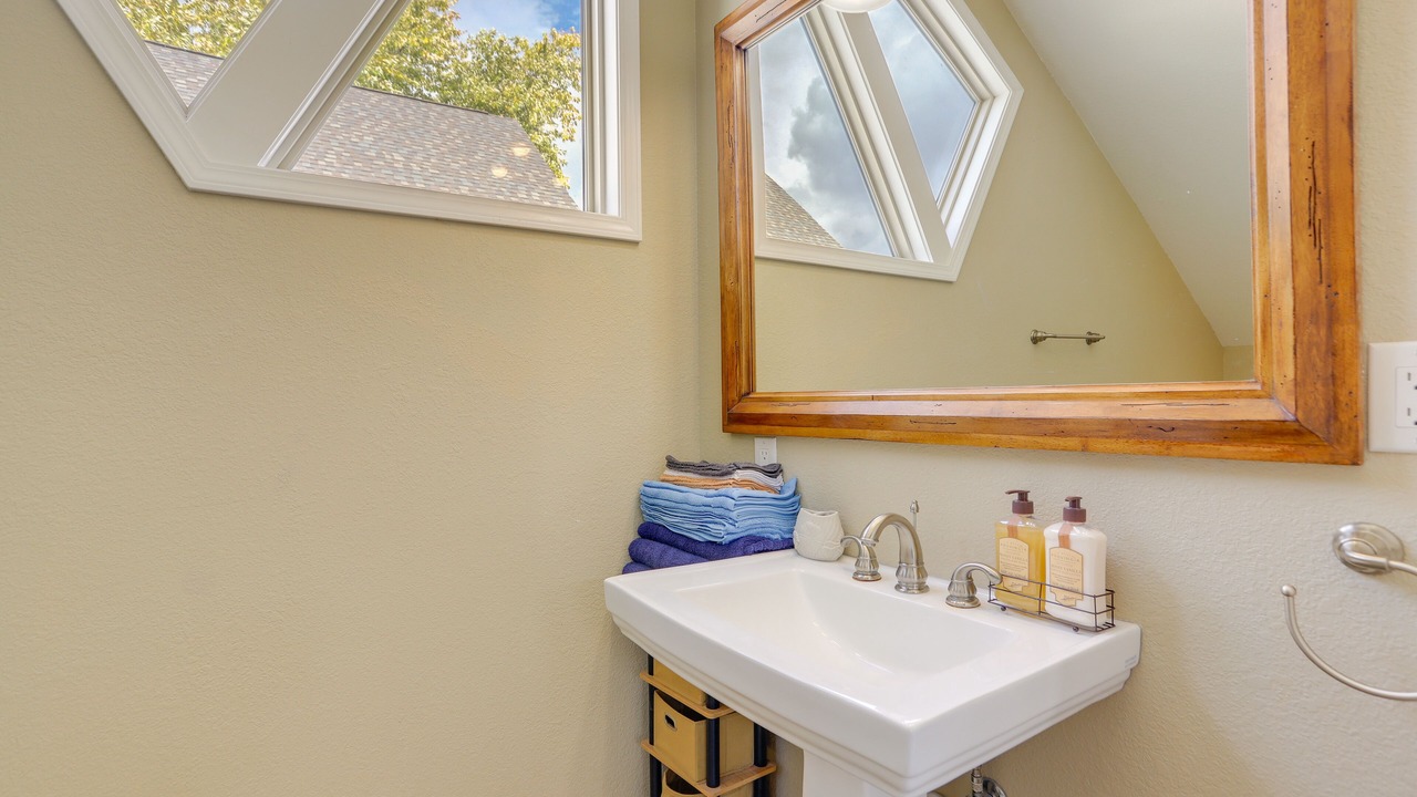 Photo of Bathroom in Port Clinton