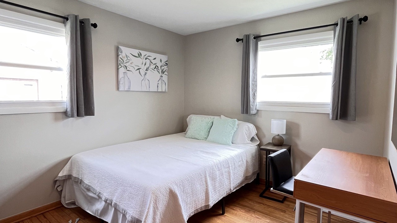Photo of Bedroom in Brook Park