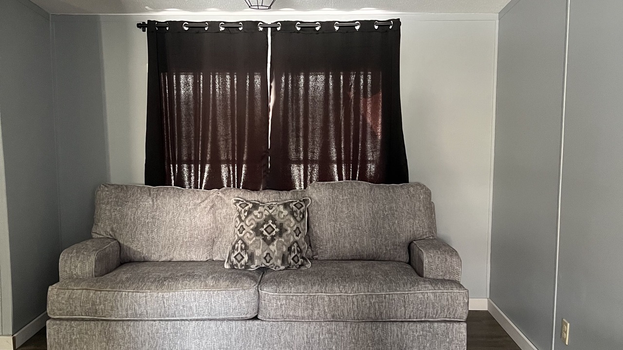 Photo of Livingroom in Sharpsburg