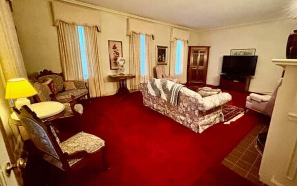 Photo of Livingroom in Somerdale
