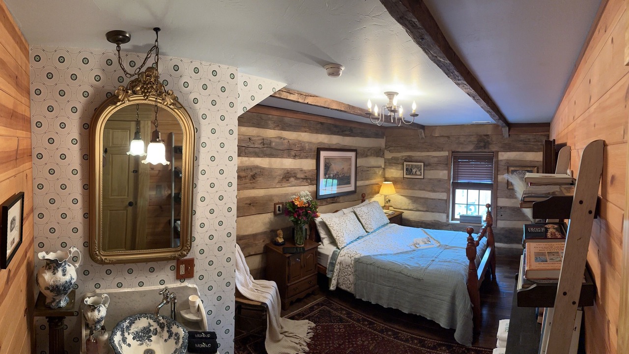 Photo of Bedroom in East Fultonham