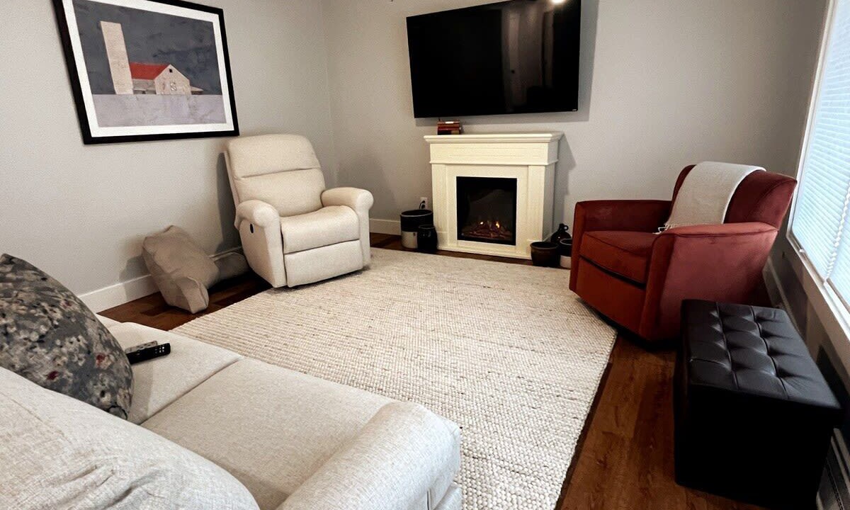 Photo of Livingroom in New Philadelphia