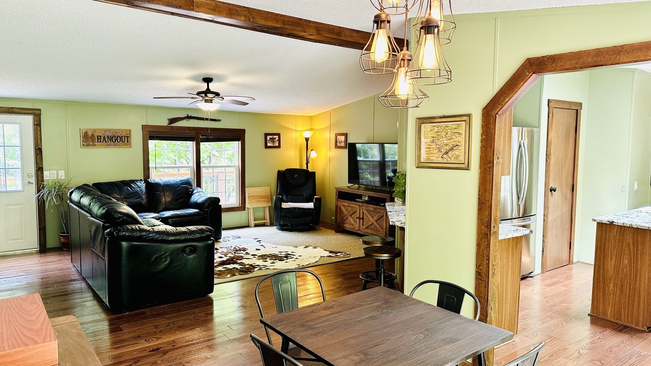 Photo of Livingroom in Rockbridge