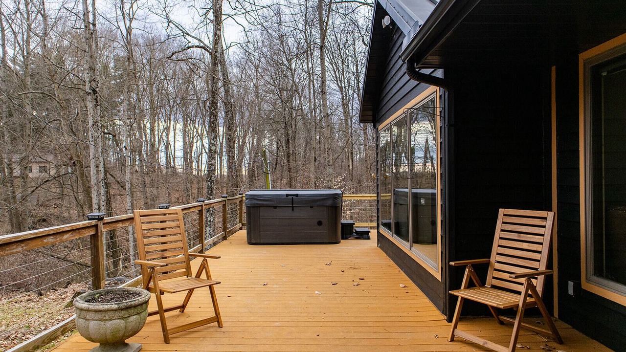 Photo of Patio Balcony in Nashport