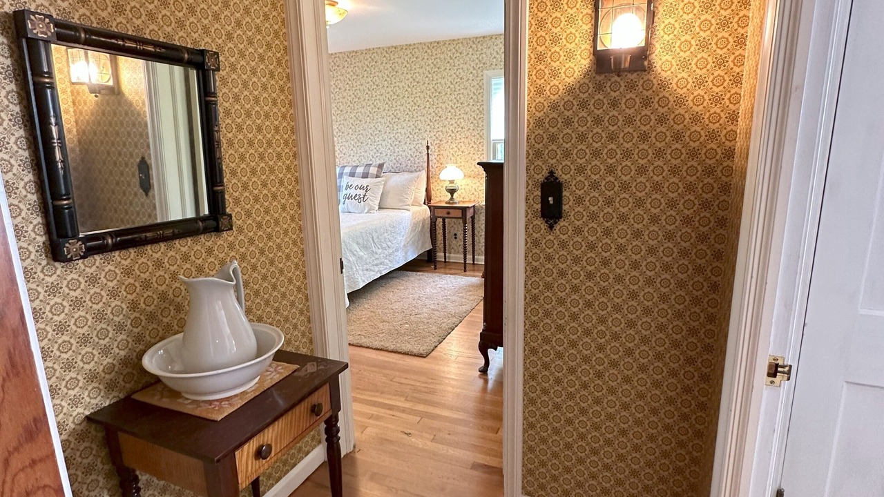 Photo of Bedroom in Boston Heights