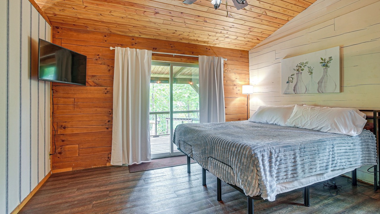 Photo of Others in White Cottage