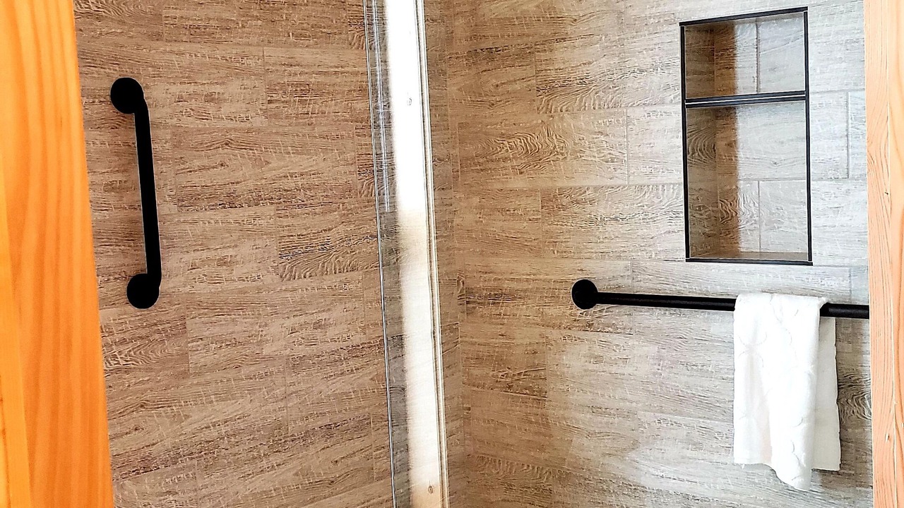 Photo of Bathroom in Logan