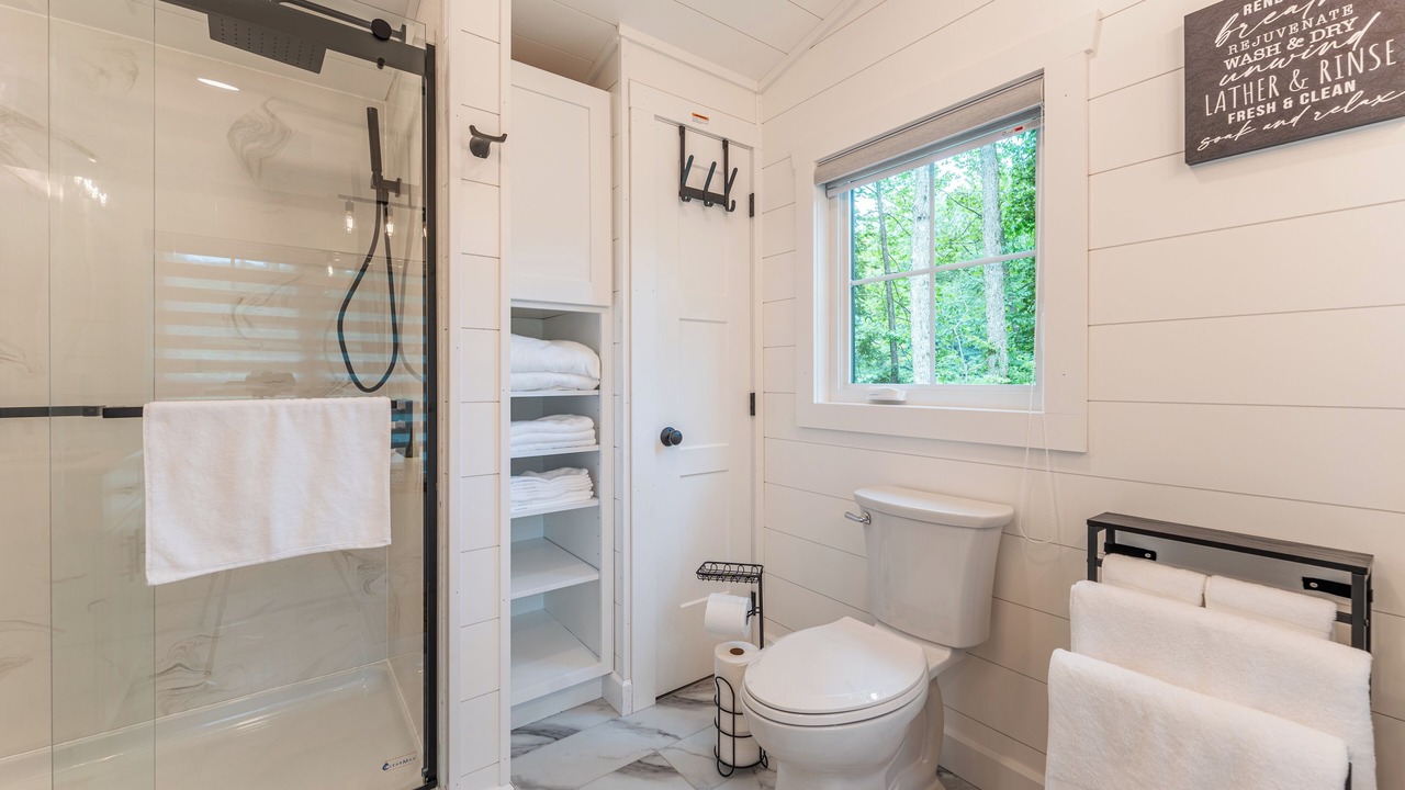 Photo of Bathroom in Millersburg