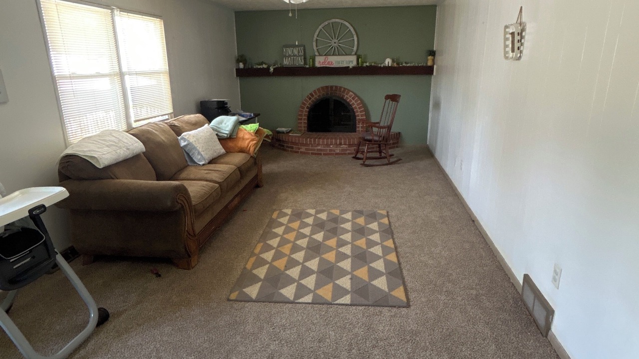 Photo of Livingroom in Reynoldsburg