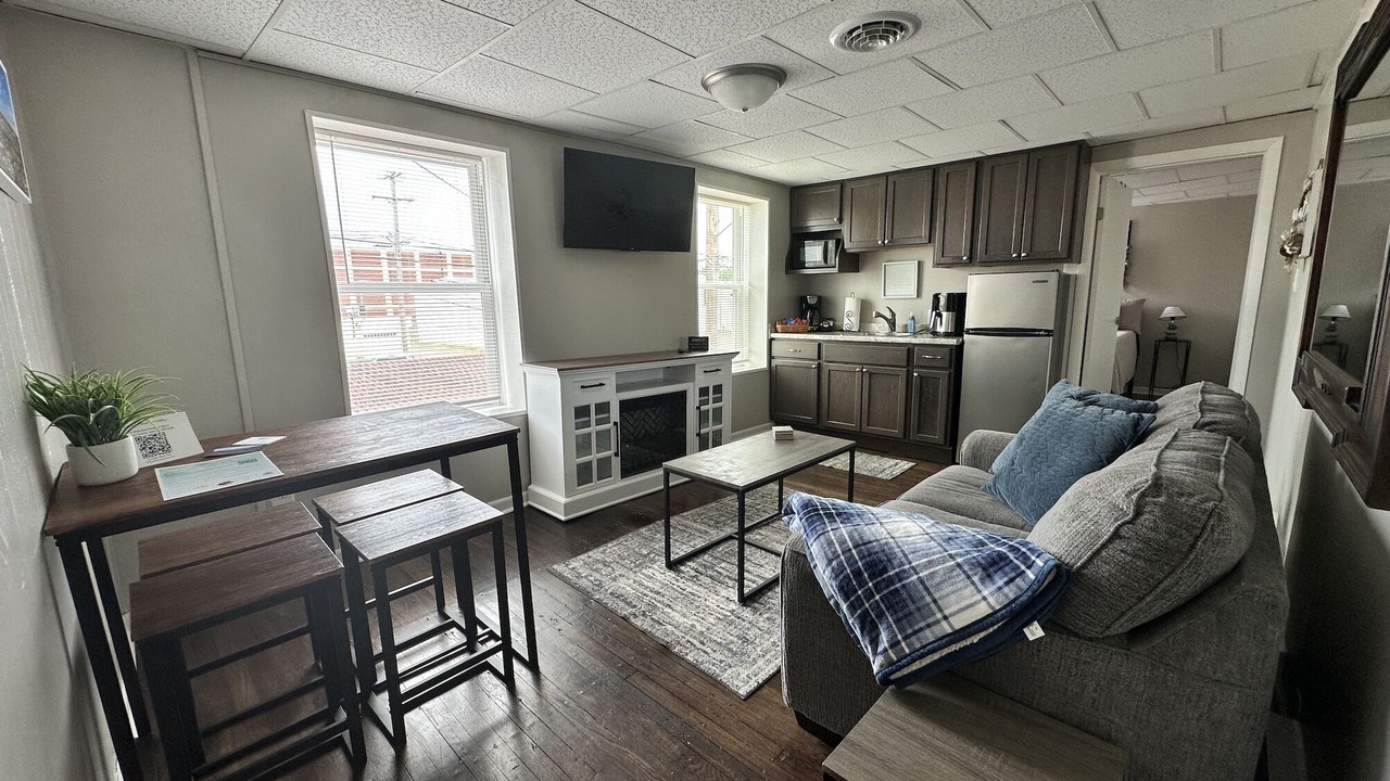 Photo of Livingroom in Coshocton