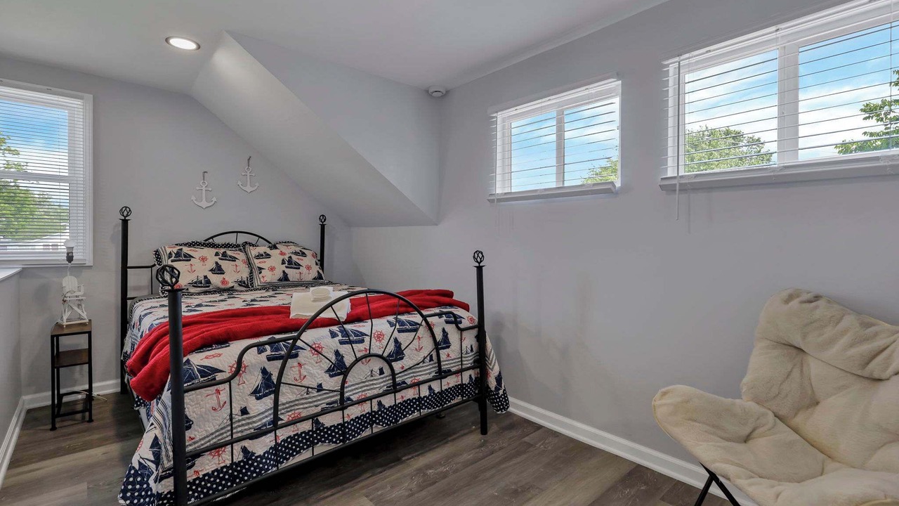 Photo of Bedroom in Buckeye Lake