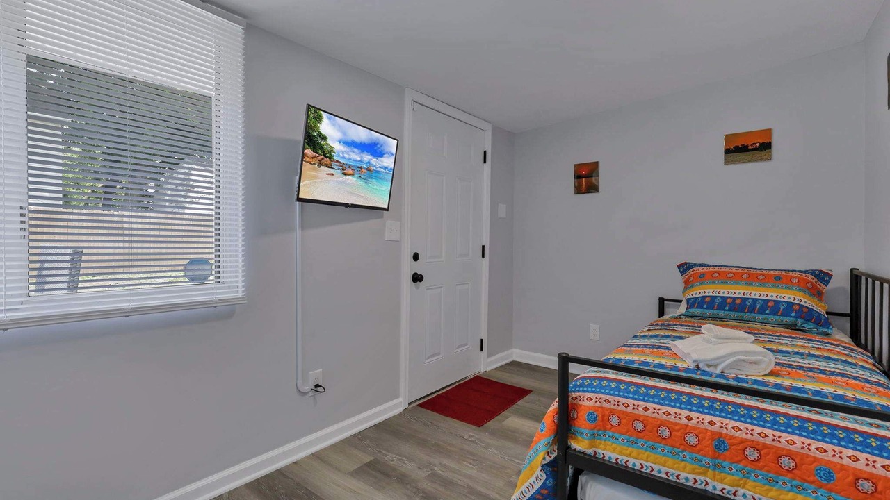 Photo of Bedroom in Buckeye Lake