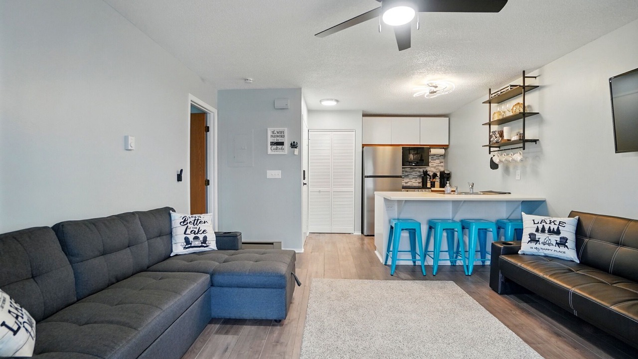 Photo of Livingroom in Oak Harbor