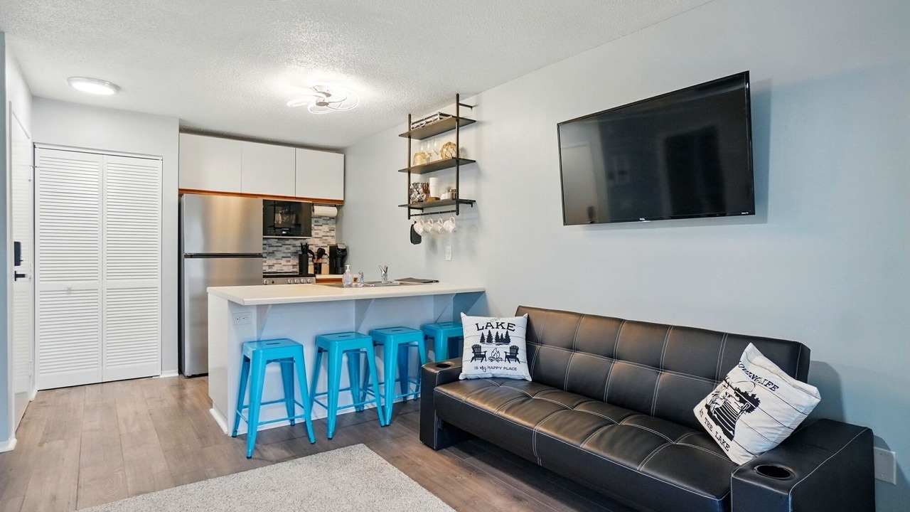 Photo of Livingroom in Oak Harbor