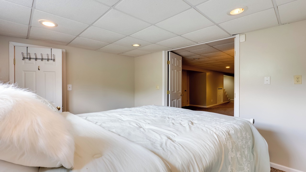 Photo of Bedroom in Hallsville