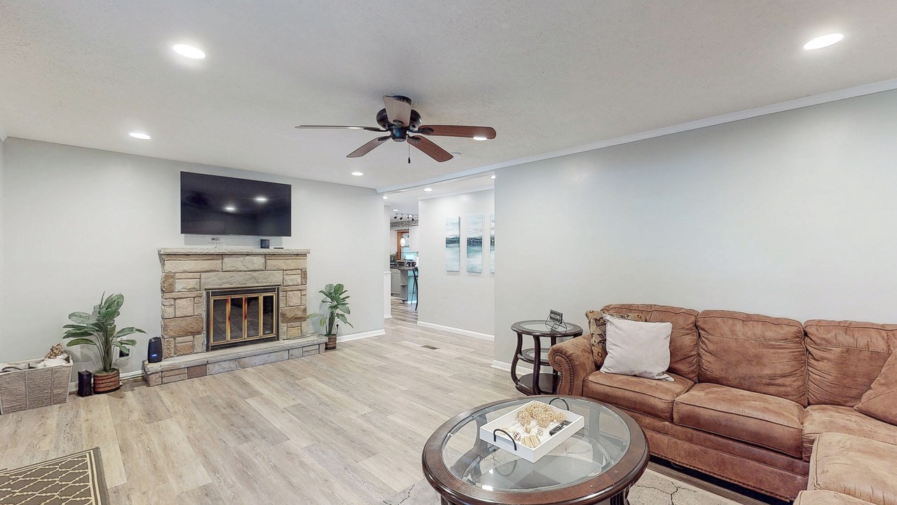 Photo of Livingroom in Canton
