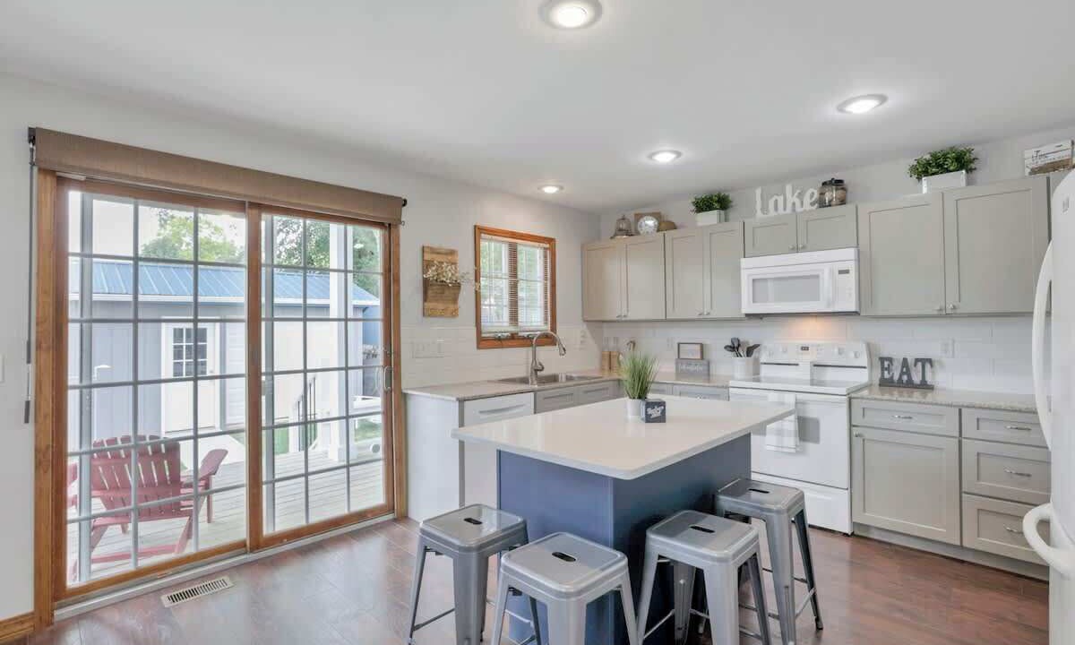 Photo of Kitchen in Buckeye Lake
