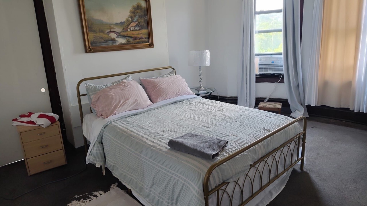 Photo of Bedroom in Steubenville