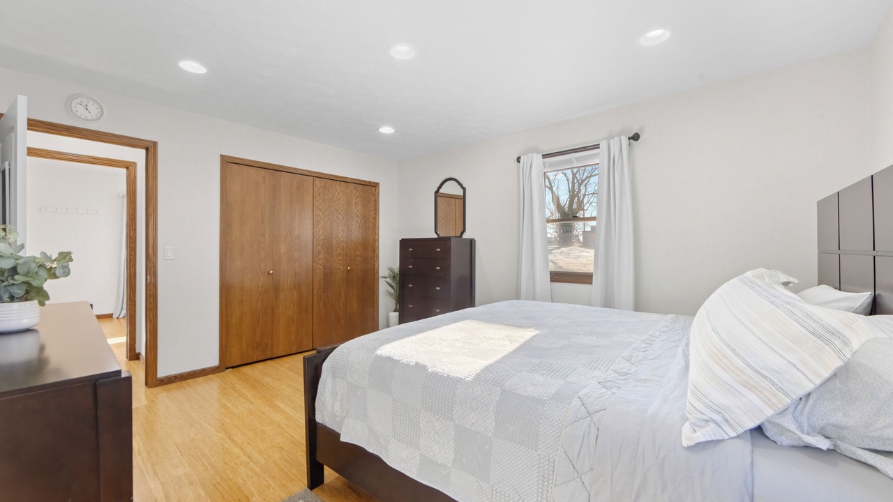 Photo of Bedroom in Orrville