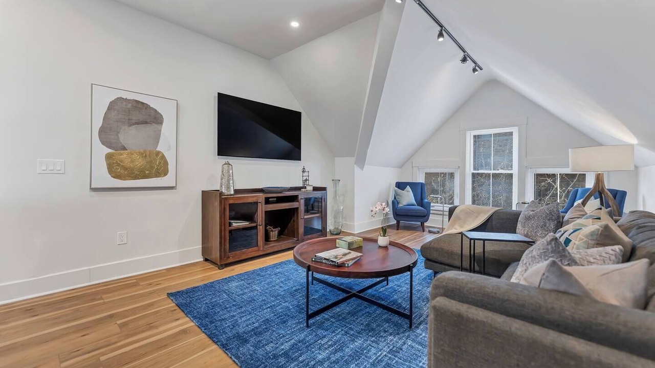 Photo of Livingroom in Walnut Hills