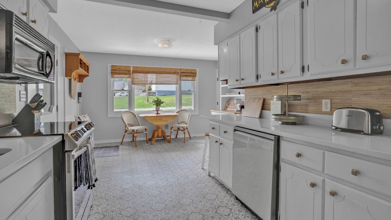 Photo of Kitchen in Portage Lakes