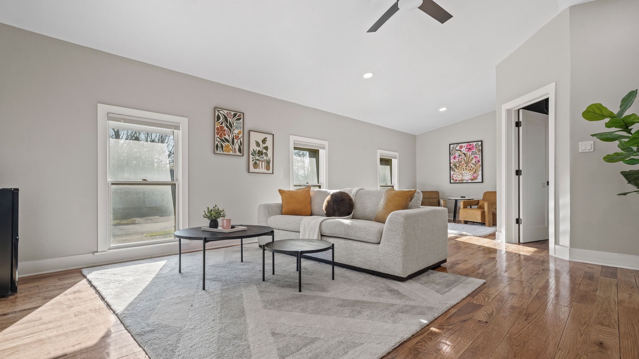 Photo of Livingroom in Reynoldsburg