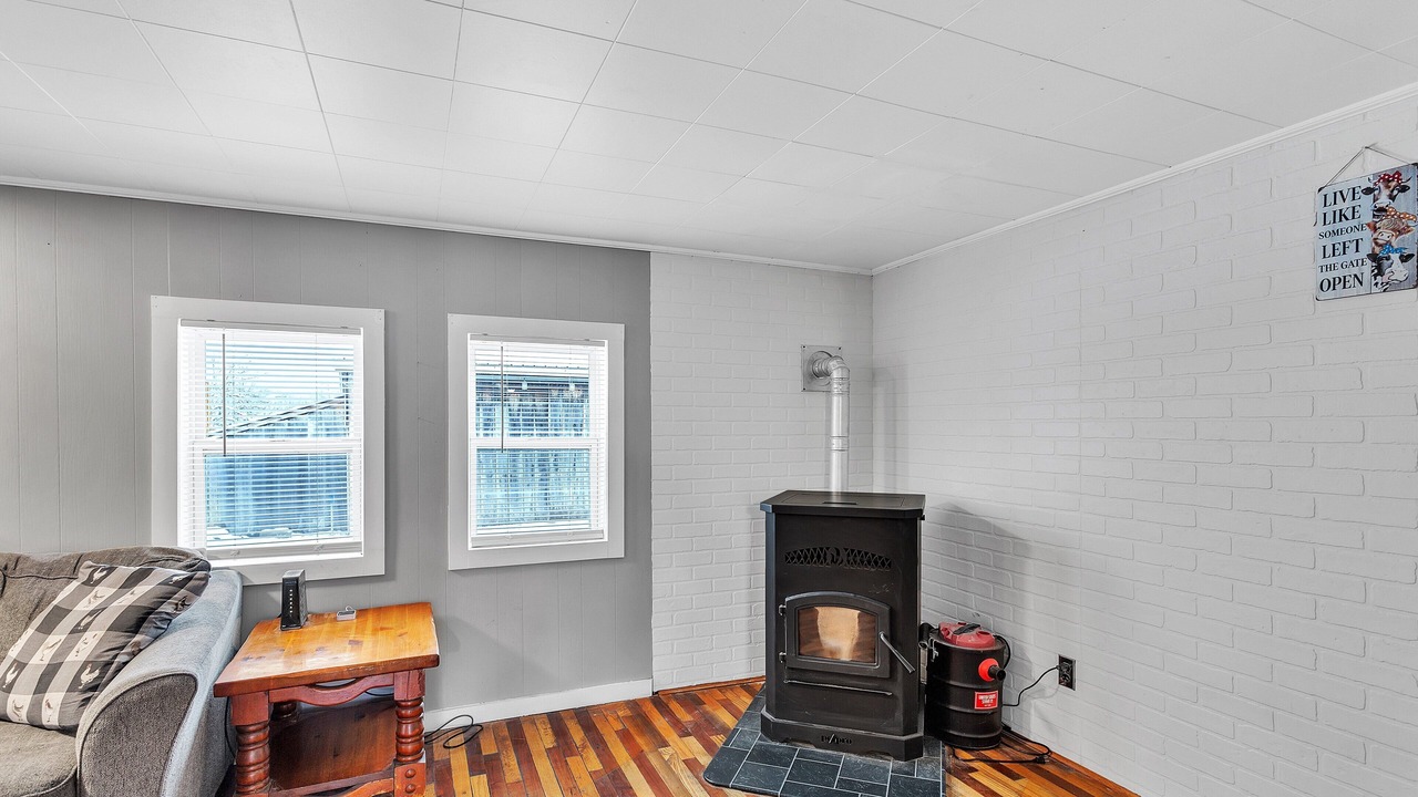 Photo of Livingroom in Sharpsburg