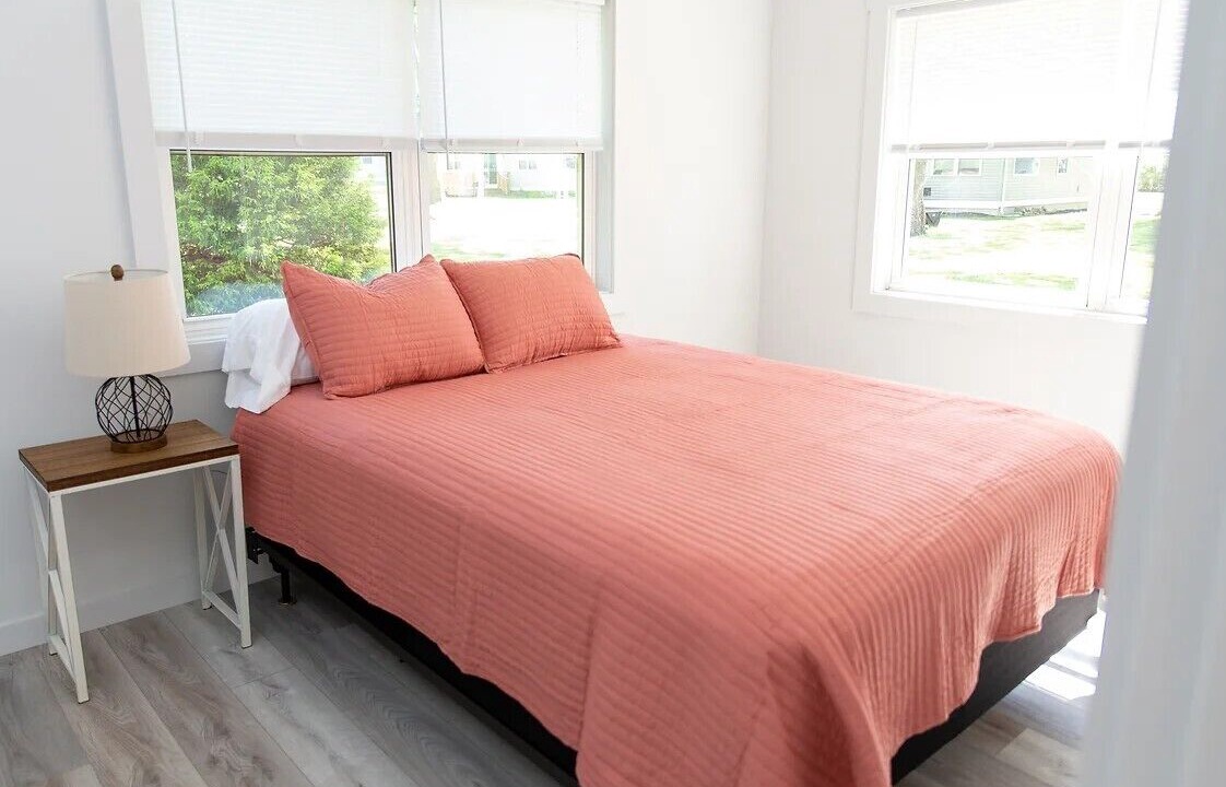 Photo of Bedroom in Madison-on-the-Lake