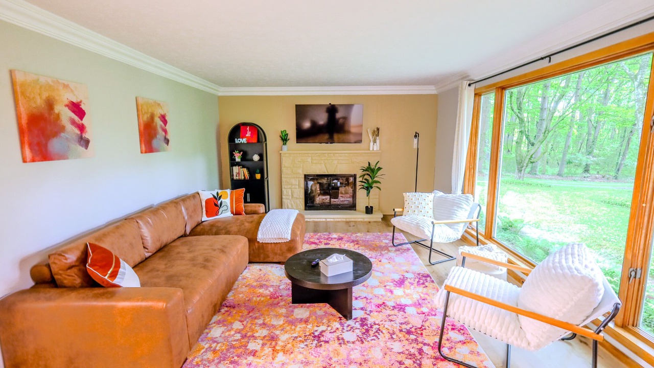 Photo of Bedroom in Akron