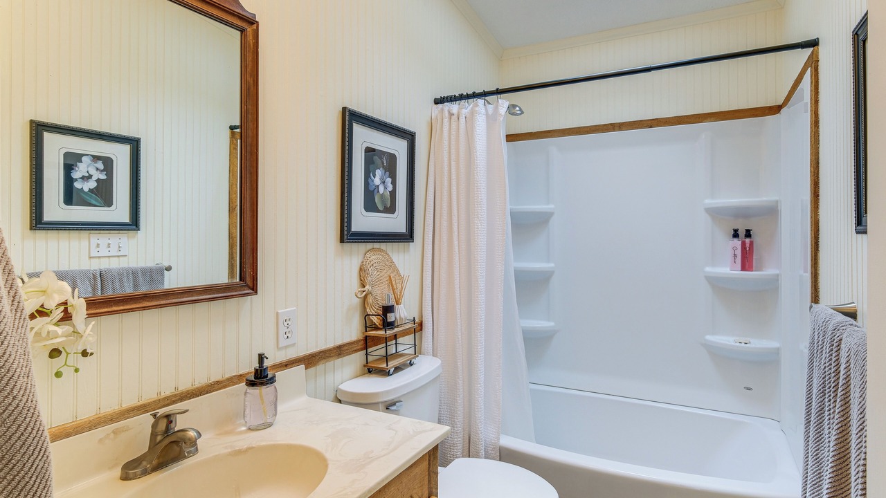 Photo of Bathroom in Loudonville