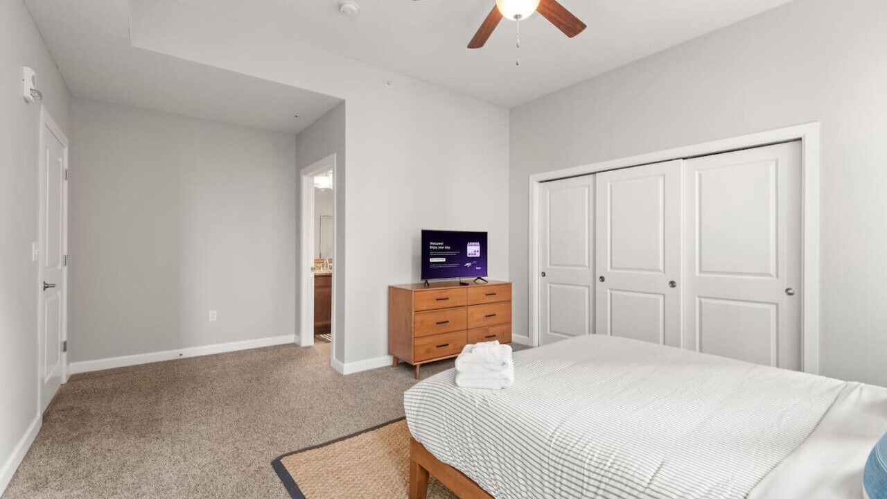 Photo of Bedroom in Gateway District