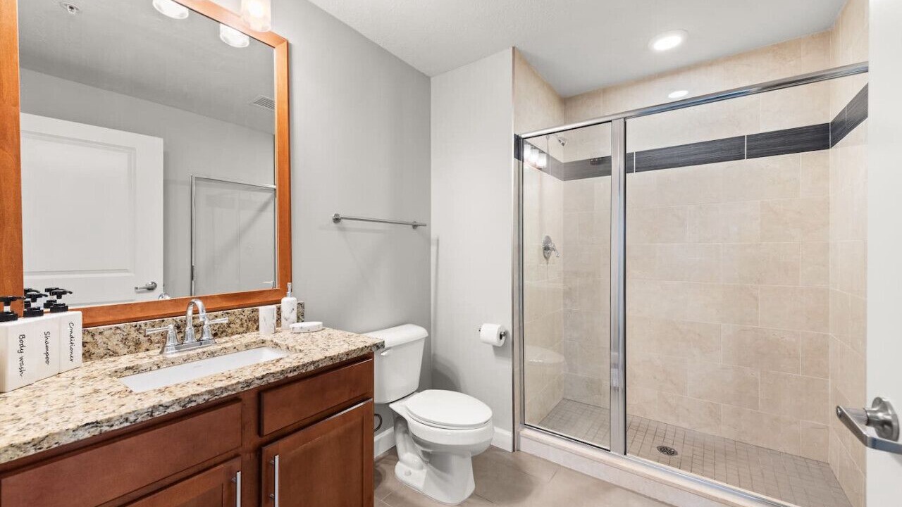 Photo of Bathroom in Gateway District