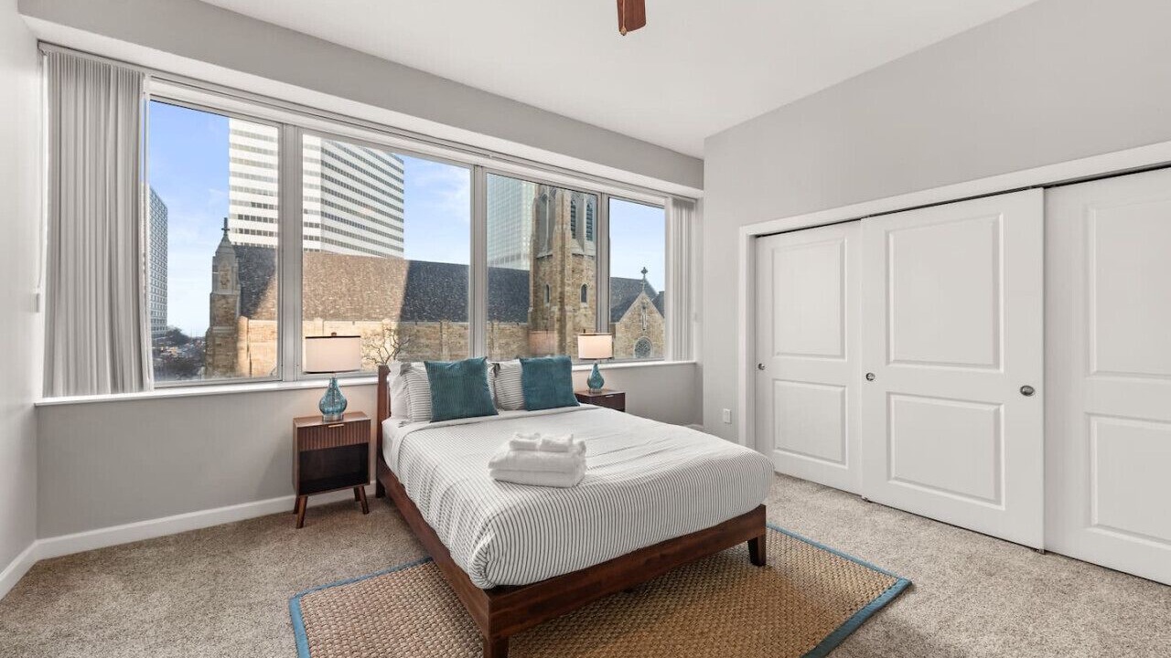 Photo of Bedroom in Gateway District