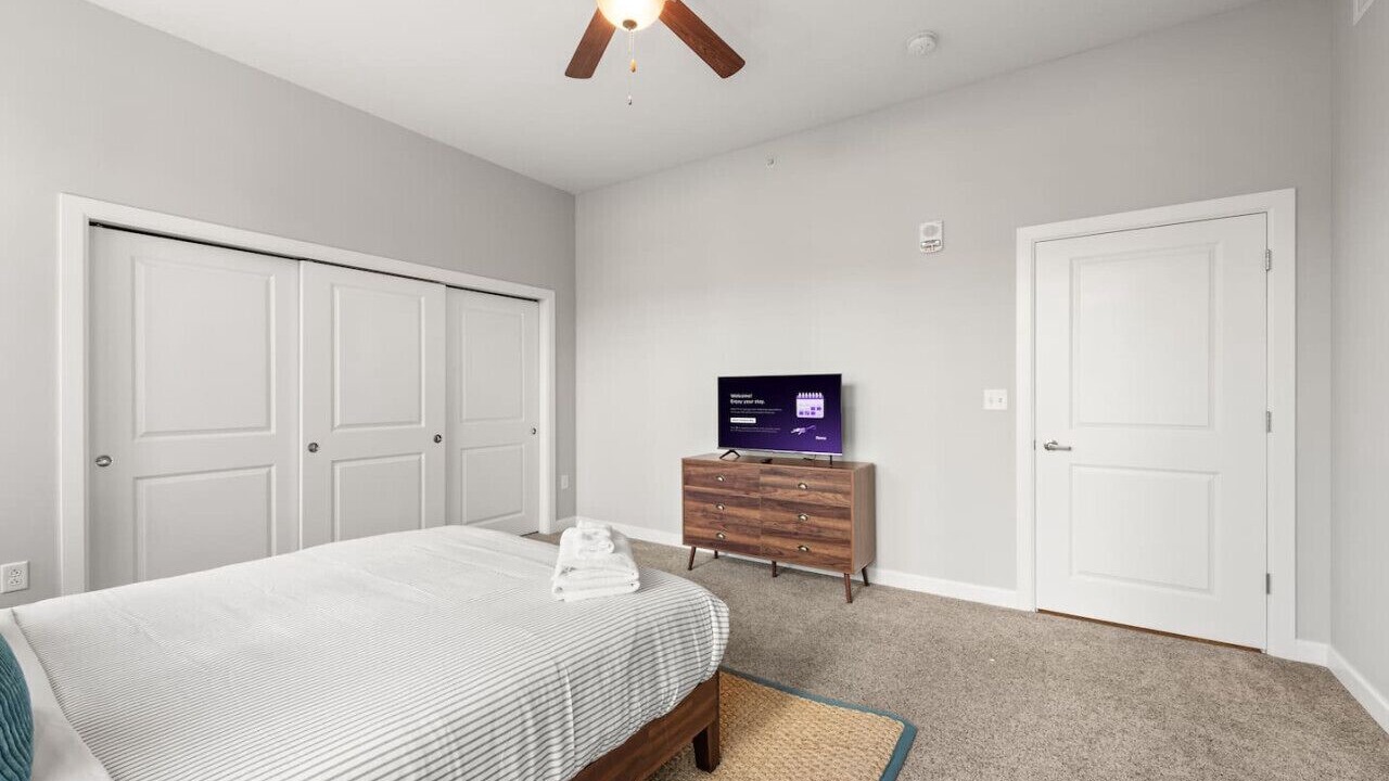 Photo of Bedroom in Gateway District